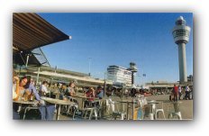 Terras  voor Schiphol Plaza - illu